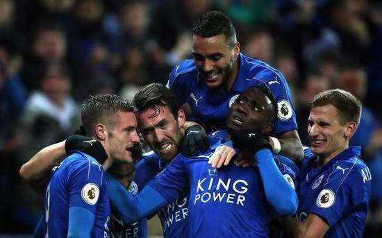  利物浦逆转击败曼联，萨拉赫梅开二度  