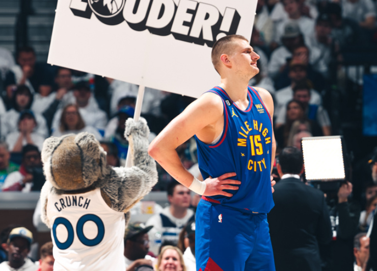  爱德华兹三分绝杀森林狼险胜掘金约基奇空砍三双